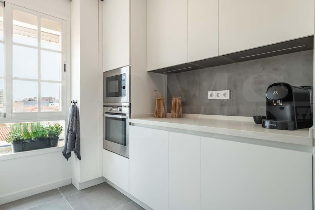 Sunlit & Fresh Apartment - Center By Rems Malaga Exterior photo